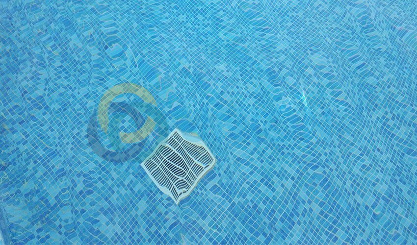  Ứng dụng nắp thu đáy bể bơi hình vuông Kripsol